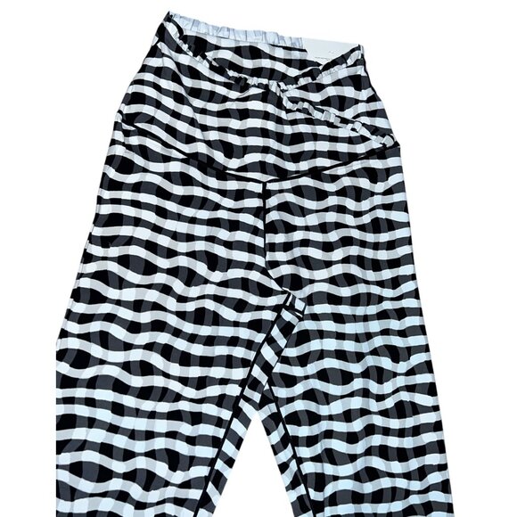 Aerie Offline Real Me Xtra 7/8 Black & White Optical Illusion Leggings Sz Medium - Picture 11 of 16